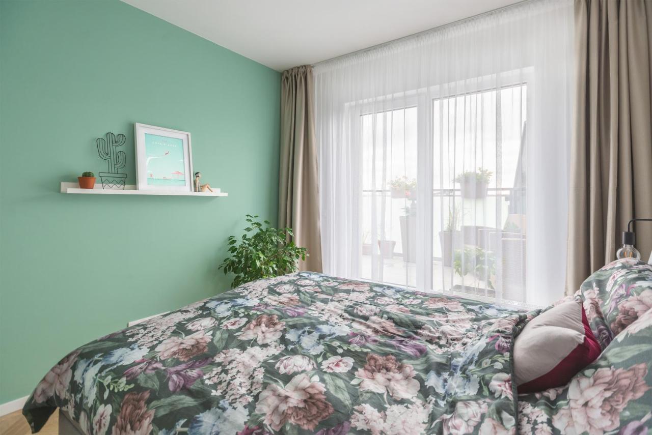 Apartman Palanok S Vyhladom V Centre Nitry Nitra Exterior photo
